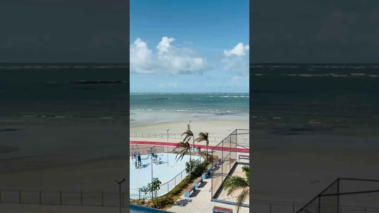 Pensa no côco barato, só pode ser roubado. #praia #ferias #cop30